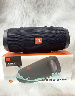 JBL chage 3+