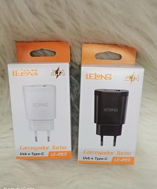 viagem usb e type C 20w